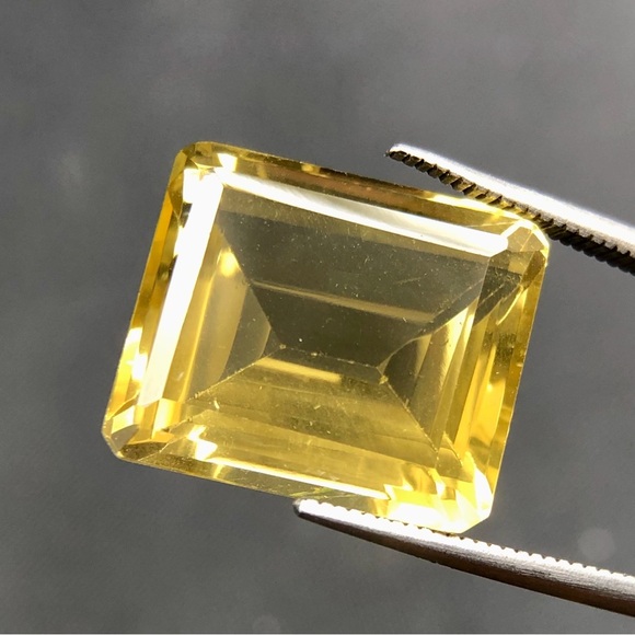 18.08 Crt Natural Lemon Quartz Faceted Gemstone - Picture 1 of 17